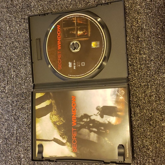 Multiple DVD's - Picture 5 of 16